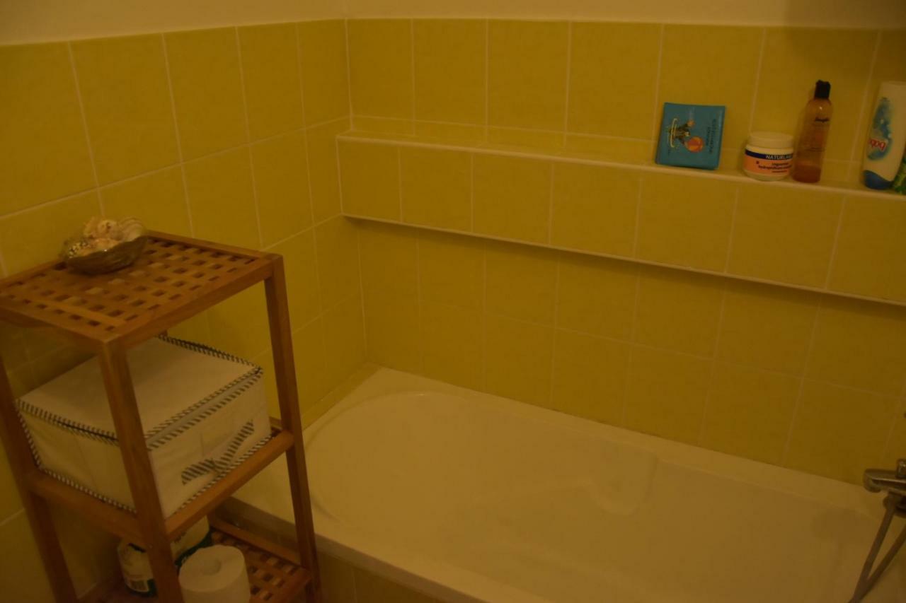 Lovely Apartment At Balatonfenyves Eksteriør bilde