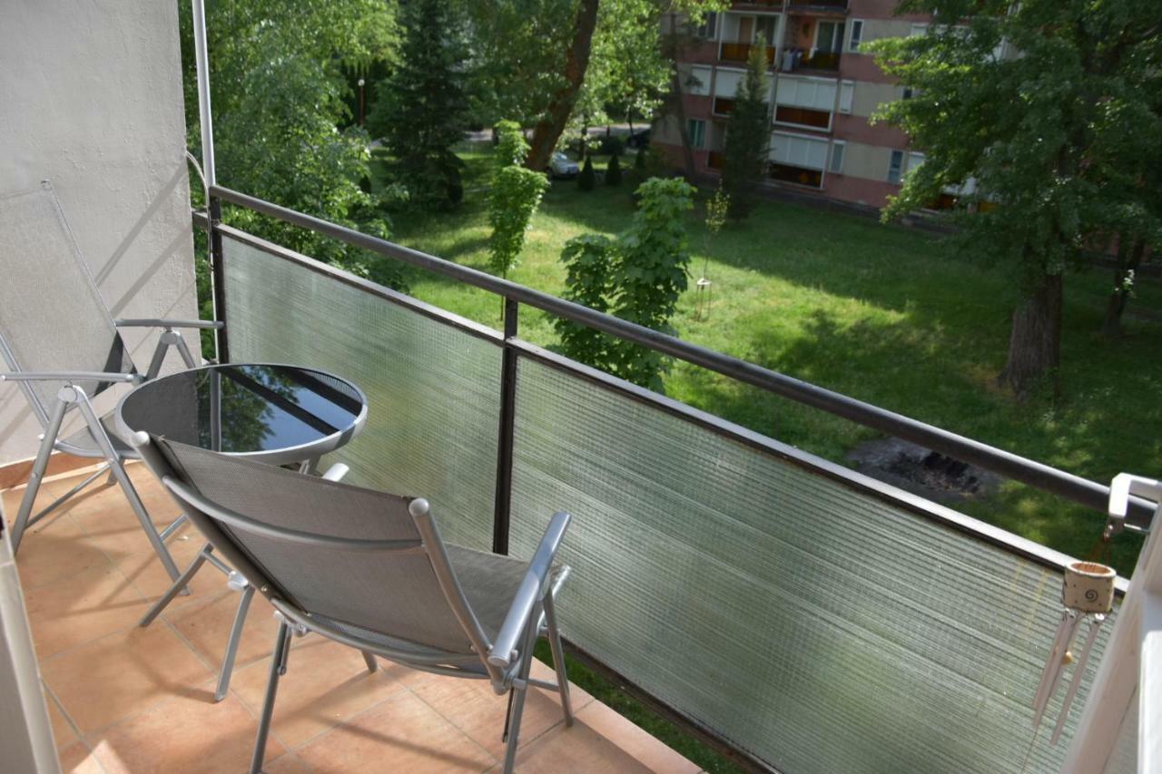 Lovely Apartment At Balatonfenyves Eksteriør bilde